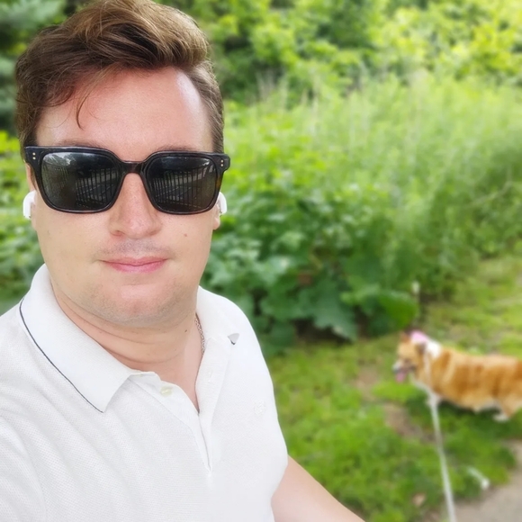 Luxury items, designer products and Model Train collectibles - Picture 3 of 4